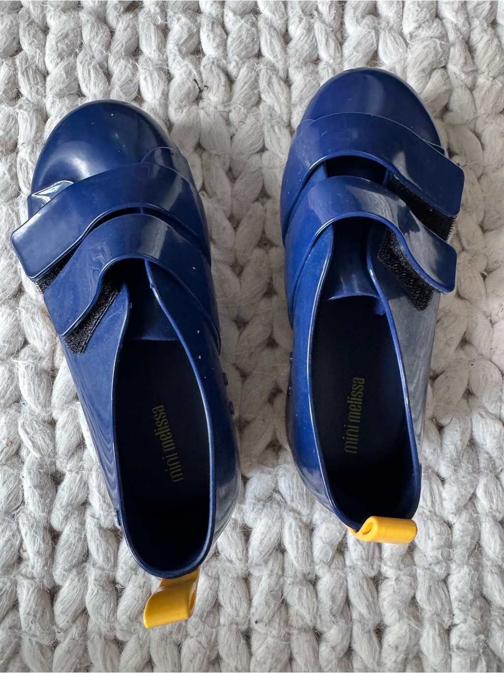 Mini Melissa Mel Go Sneaker, Size 11